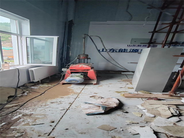 昔阳地基基础下沉墙体裂缝加固注浆顶升施工